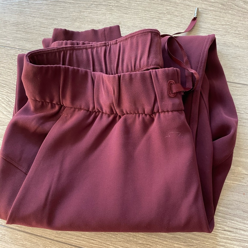 Lululemon Jogger Size 6